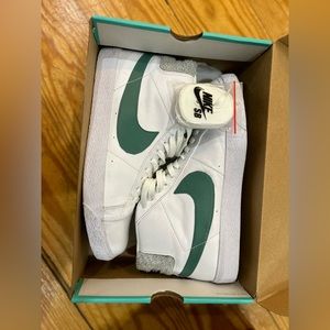 Nike Zoom SB Blazer Mid Premium 11M